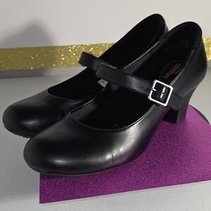 Predictions brand Safe T Step women's size 8 slip-resistant comfort pumps Black